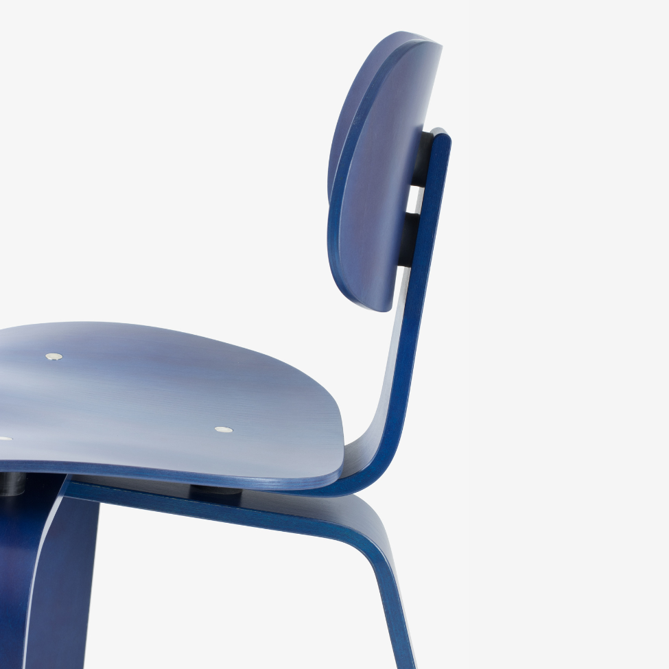 SE 42 3-LEGGED CHAIR (6)